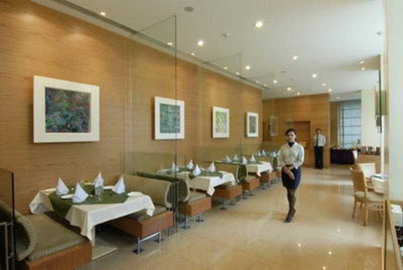 Treebo Trend Regency - Bund Garden, Dhole Patil Road Hotel ปูเน่ ภายนอก รูปภาพ